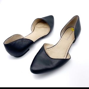 Adrienne Vittadini Black Pointed Toe D’Orsay Flats